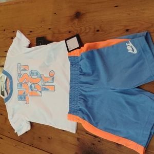 Nwt Nike sz 6  short tee outfit